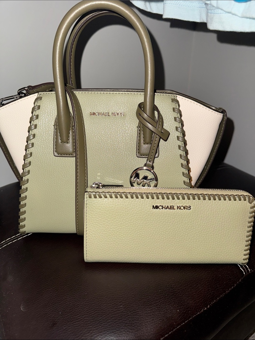 Michael Kors Avril Set- Thyme Green